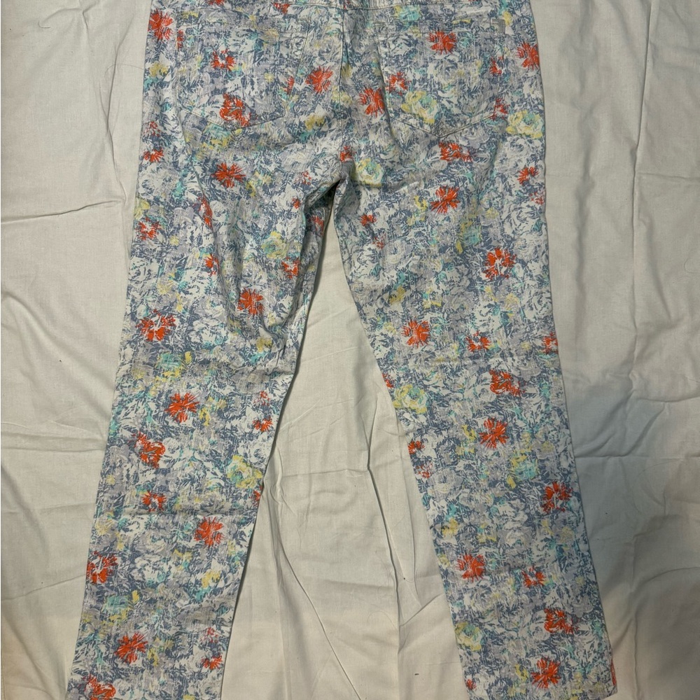 Democracy Woman Floral Casual Bottoms - Multicolor